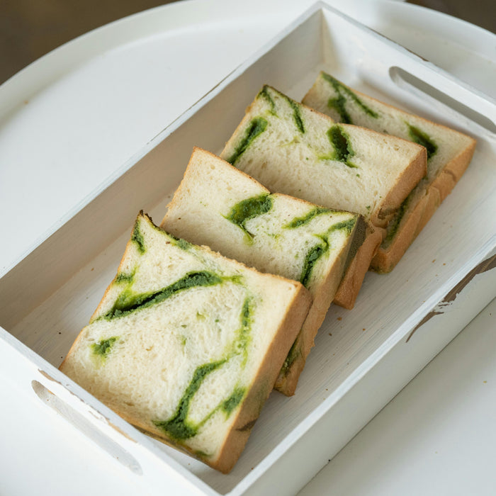 Matcha Swirl Loaf Bread