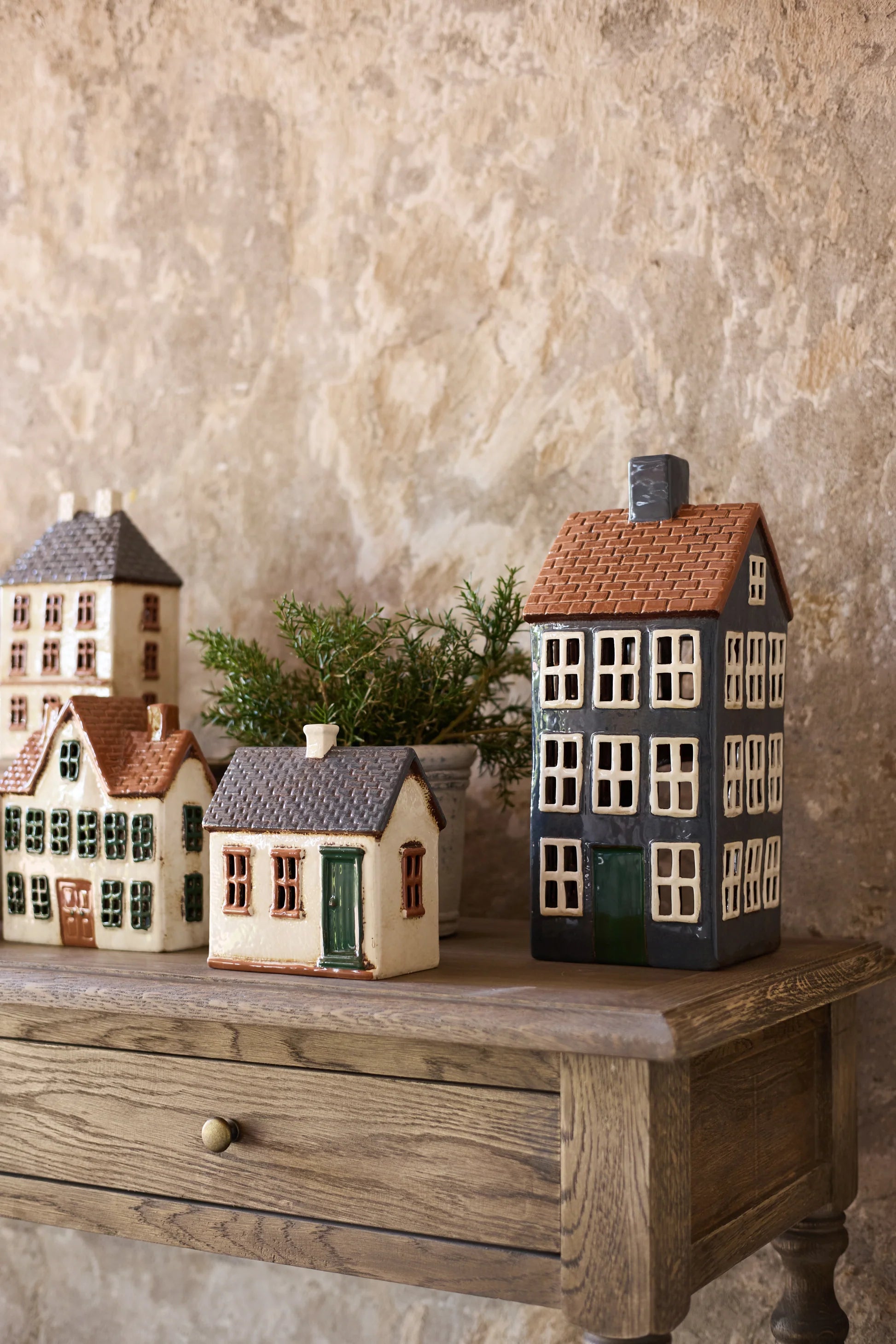 Cotswolds Country Tea Light Grande Chalet
