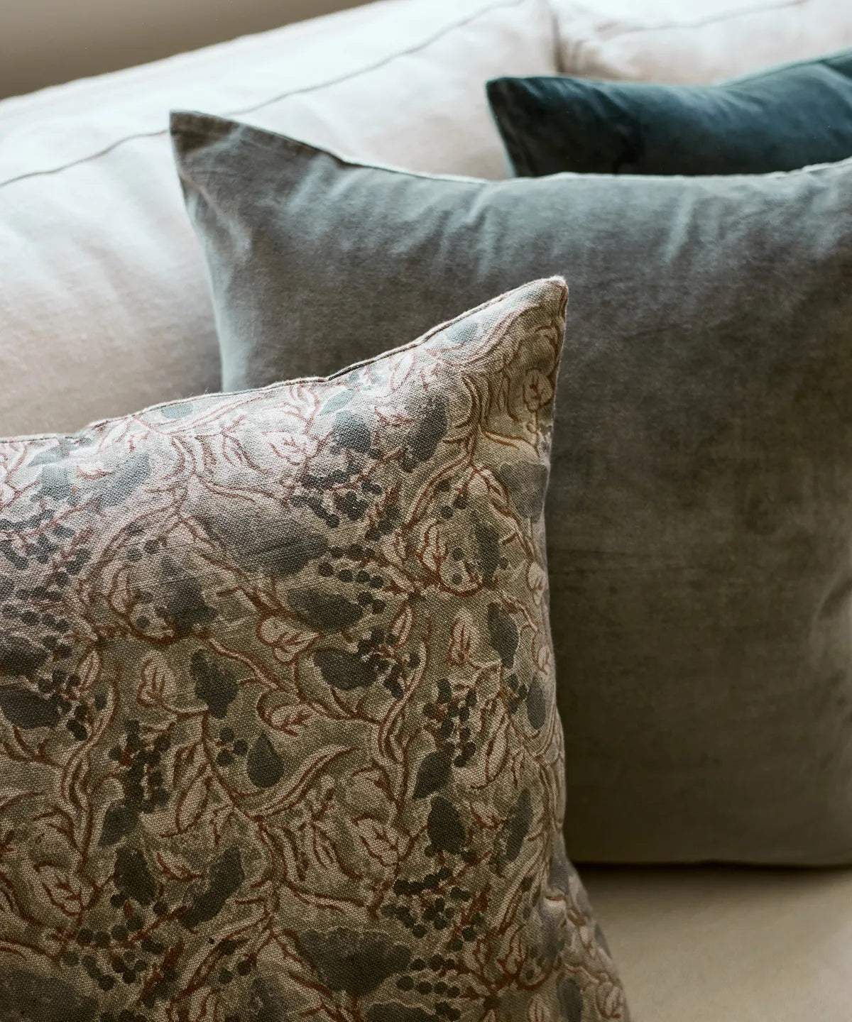 Amira Cushion Cover