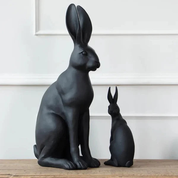 Harold the Hare Turning Back - Black