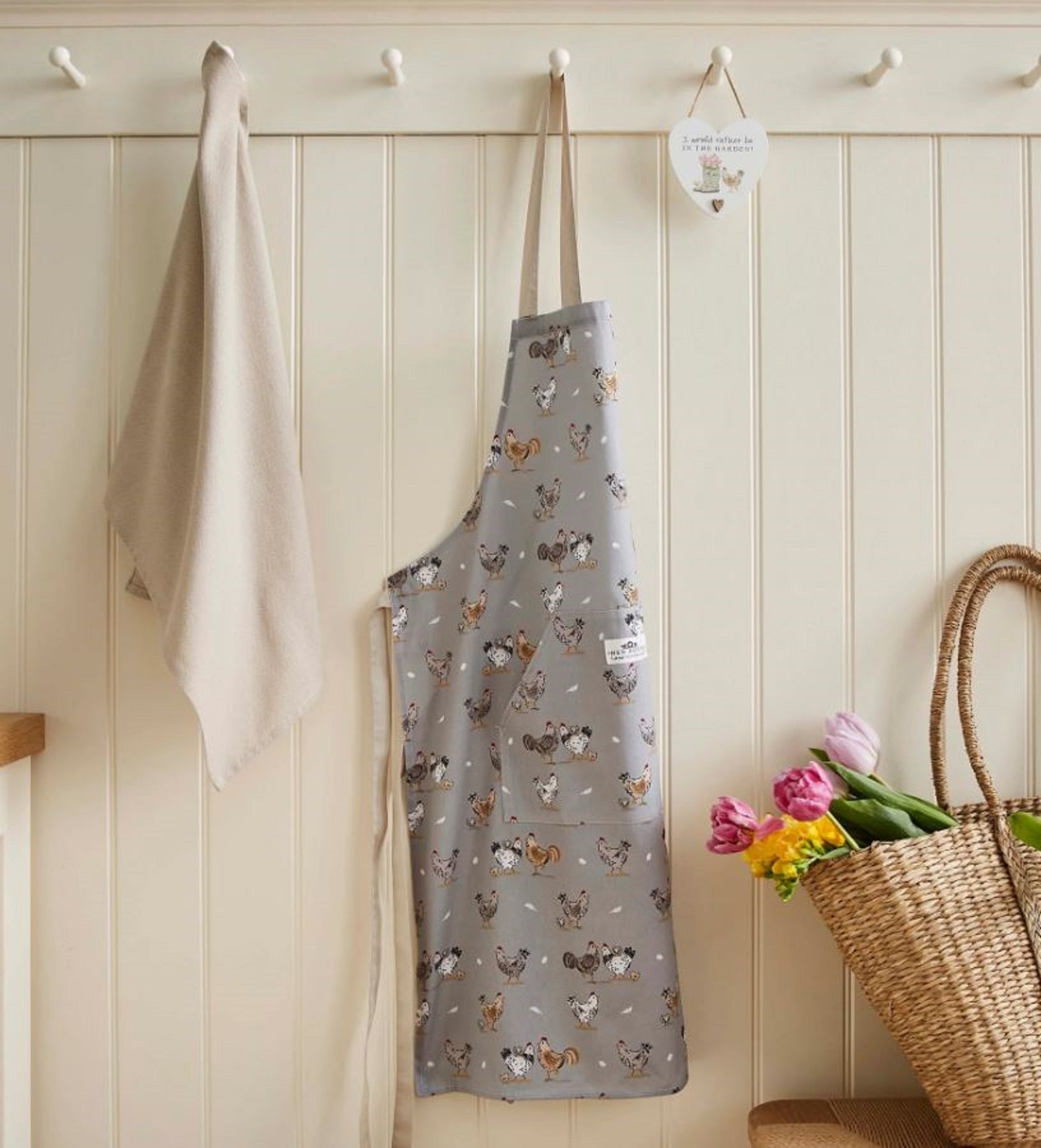 Hen House Apron with Pocket