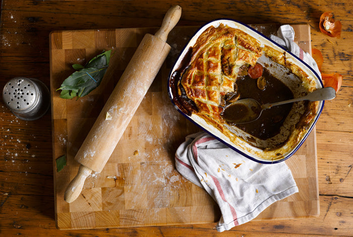 Falcon Pie Oblong Pie Dish 26cm