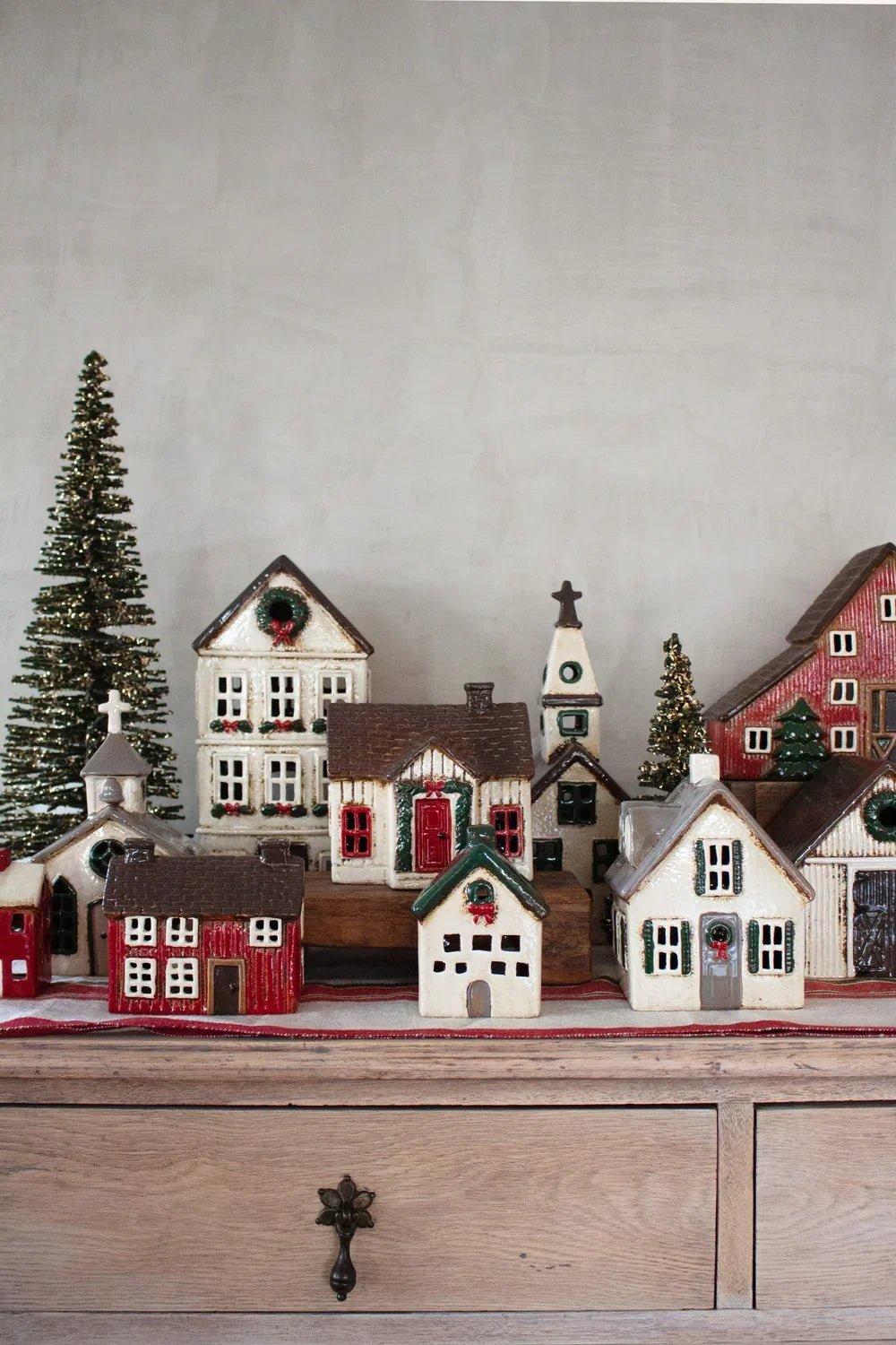 Alsace Tea Light Tall Villa with Bow Wreath