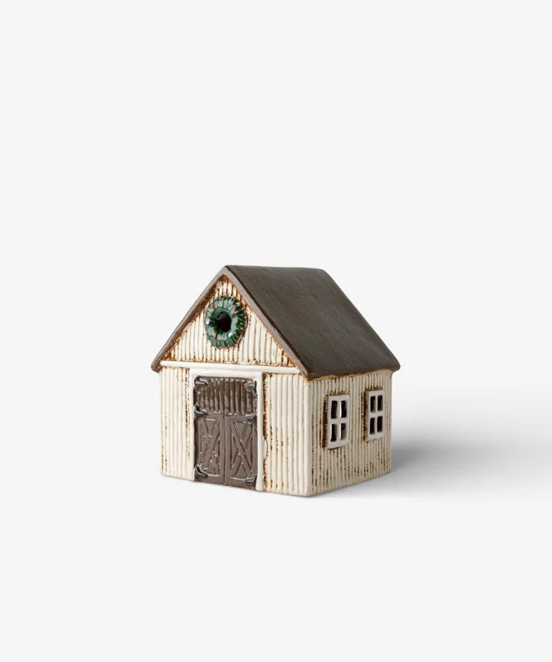 Alsace Tea Light Stable with Wreath