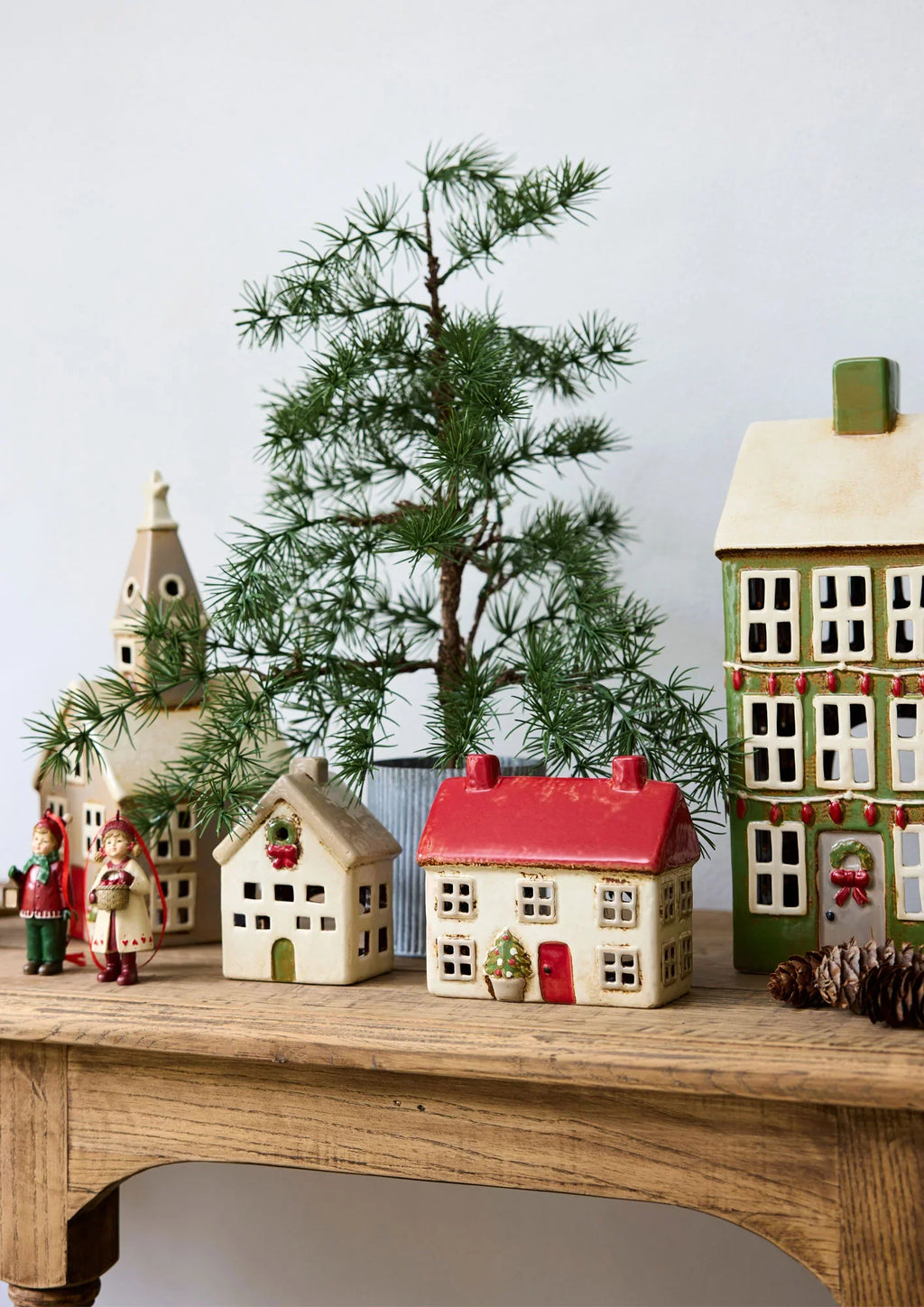 Alsace Tea Light Cottage Christmas Stone