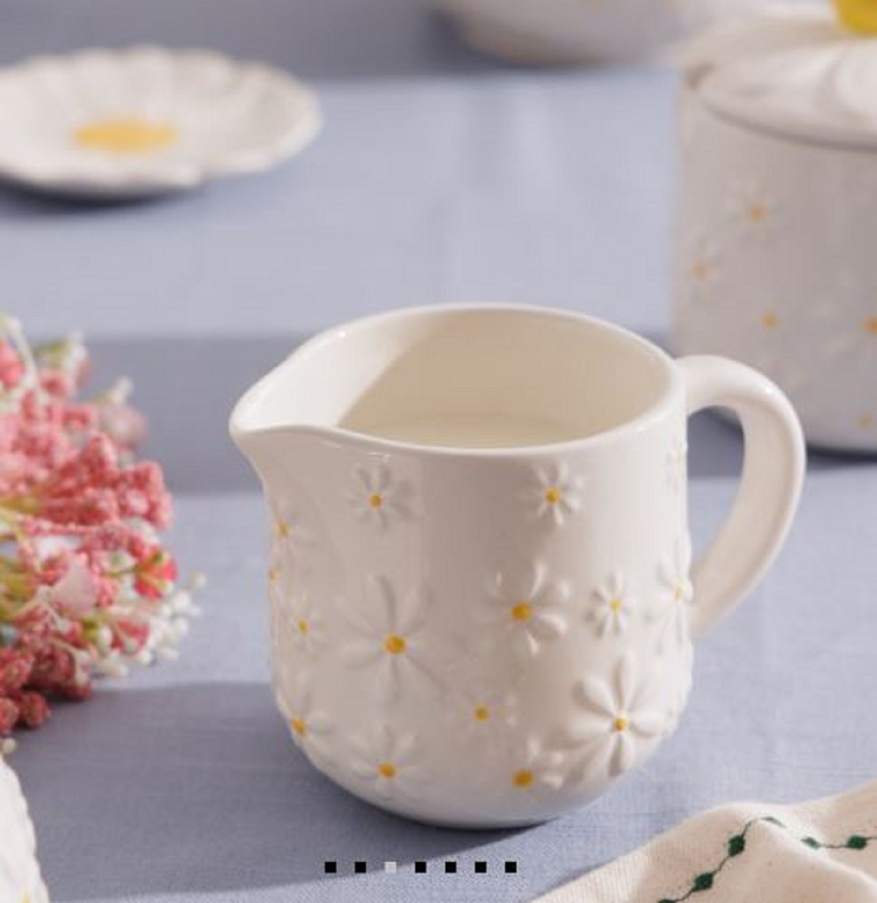 daisy milk jug 275ml