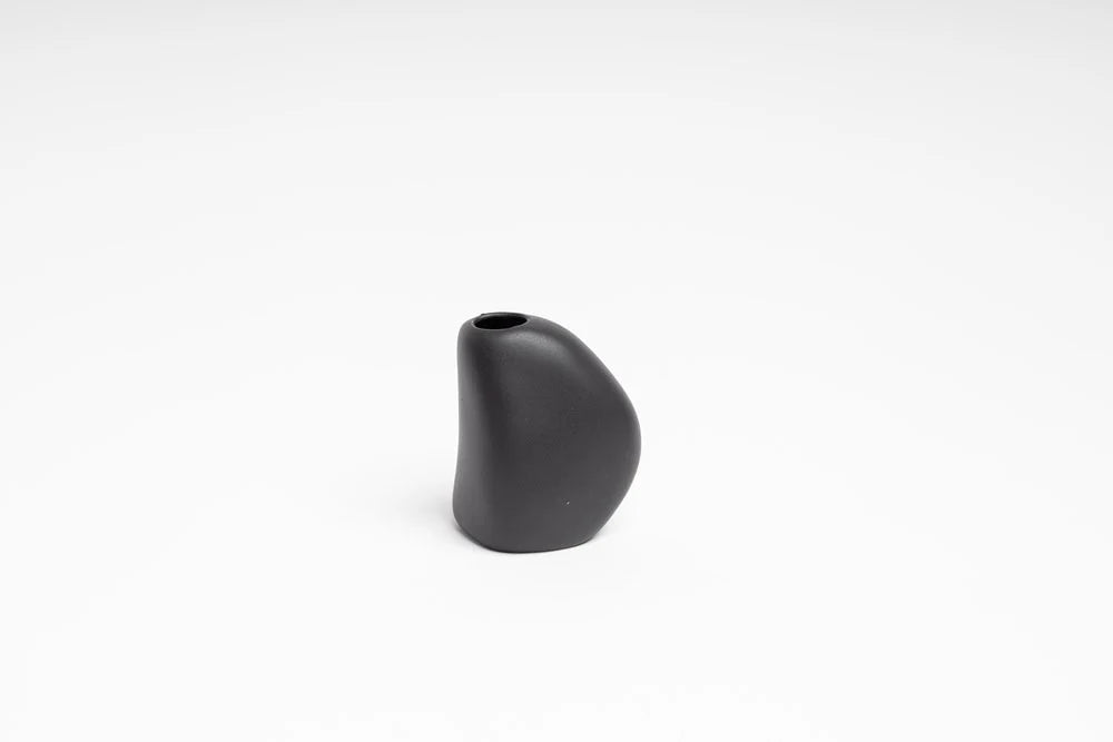 Harmie Vase Pod Black
