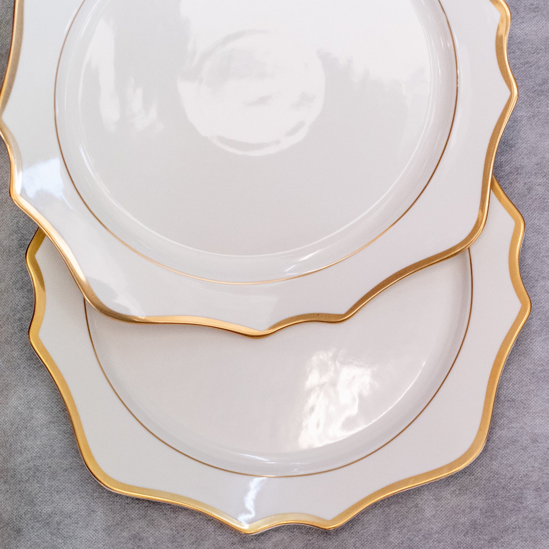 Floraison Charger Plate, White