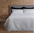 Mimosa Duvet set White Queen