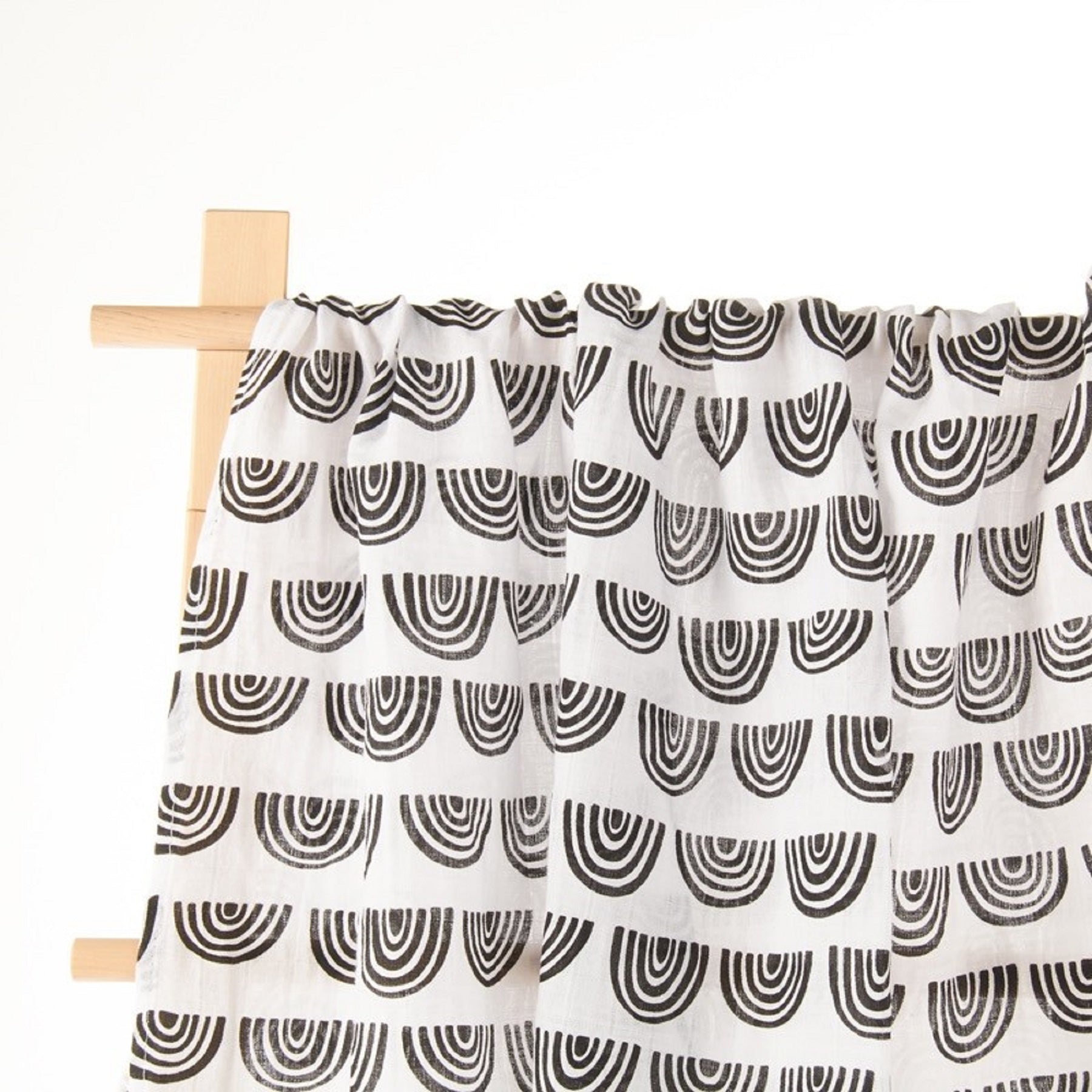 Muslin Baby Wrap Black & White